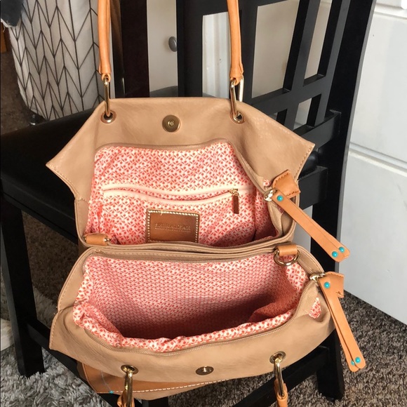 purse - Picture 3 of 4